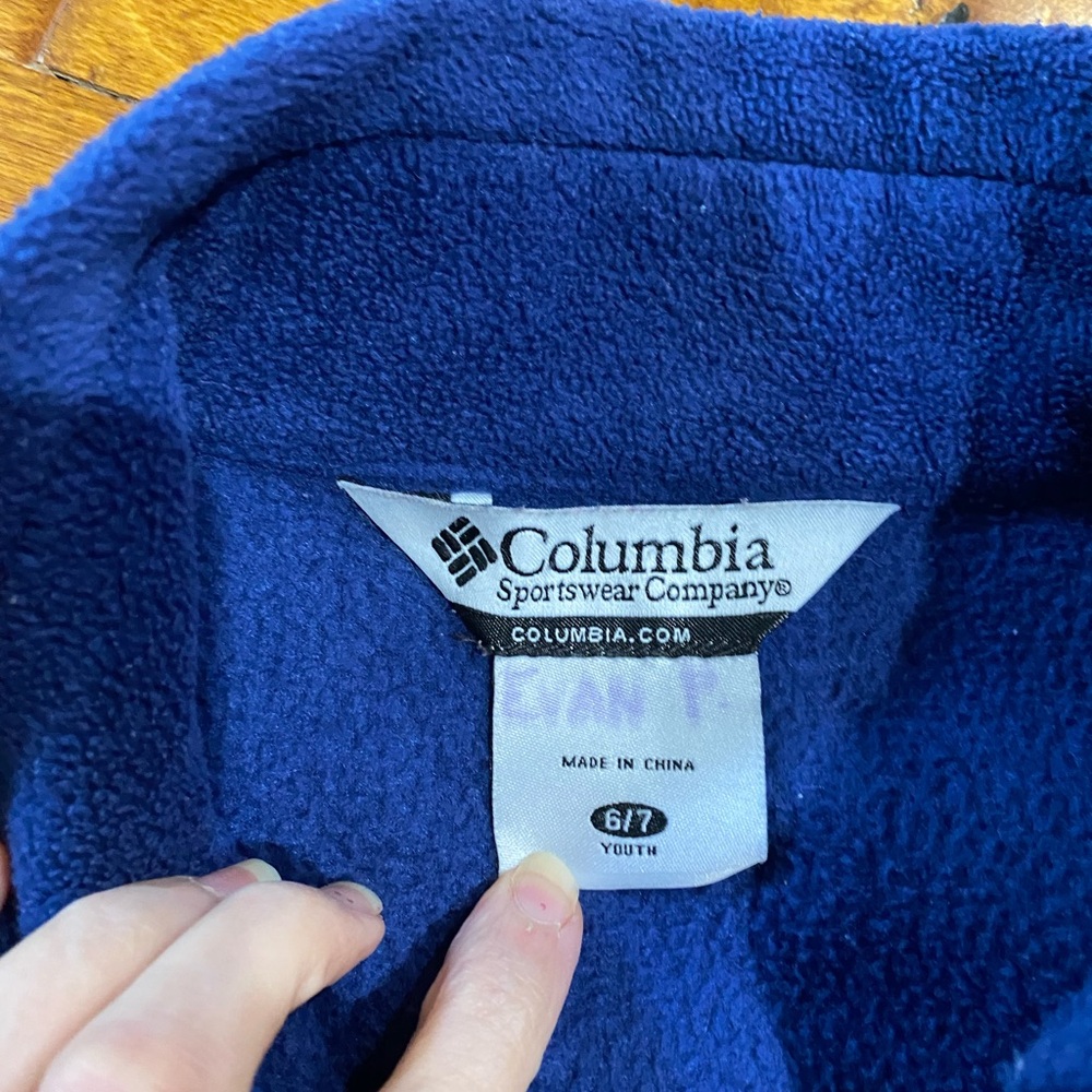 Columbia Kids Royal Blue and Black Fleece Jacket Size 6/7 - Picture 2 of 2